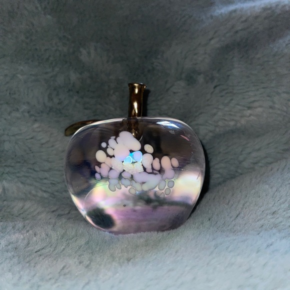 Vintage 1960s Glass Paper Weight With Brass Stem & Leaf - Picture 16 of 16